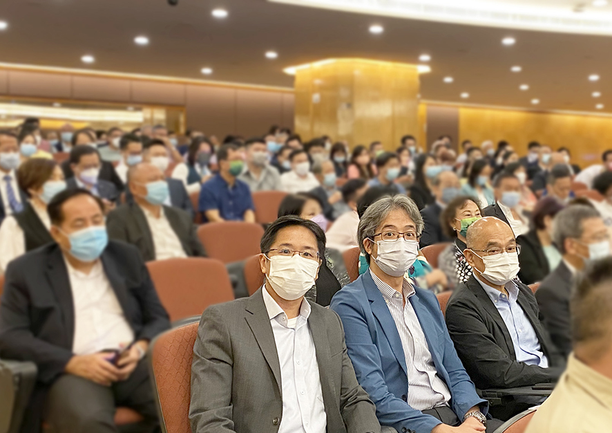 191674094728137962.jpg P.2(7)出席會議相片.jpg